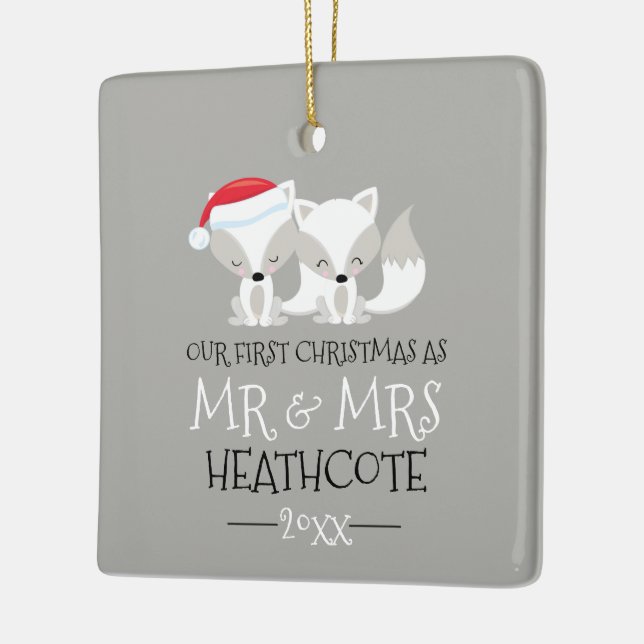 Unser erster Weihnachts-arktischer Fox Personalisi Keramikornament (Links)