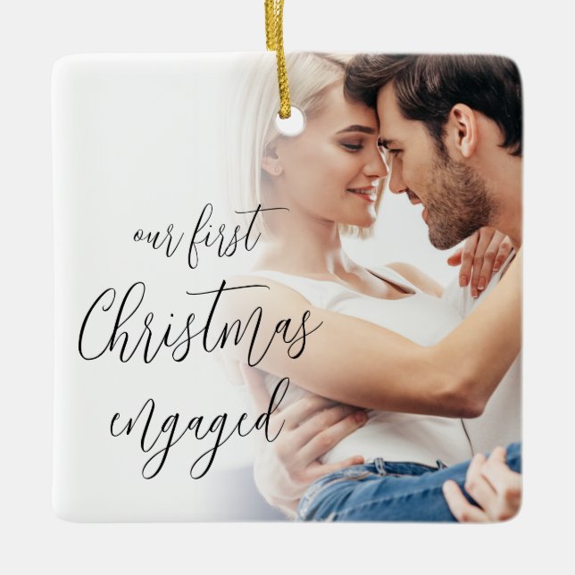 Unser erstes Verlobtes Foto für Weihnachten Keramikornament (Vorderseite)