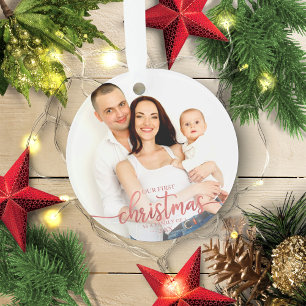 Unser erstes Weihnachten als Familie zu dritt Eleg Ornament