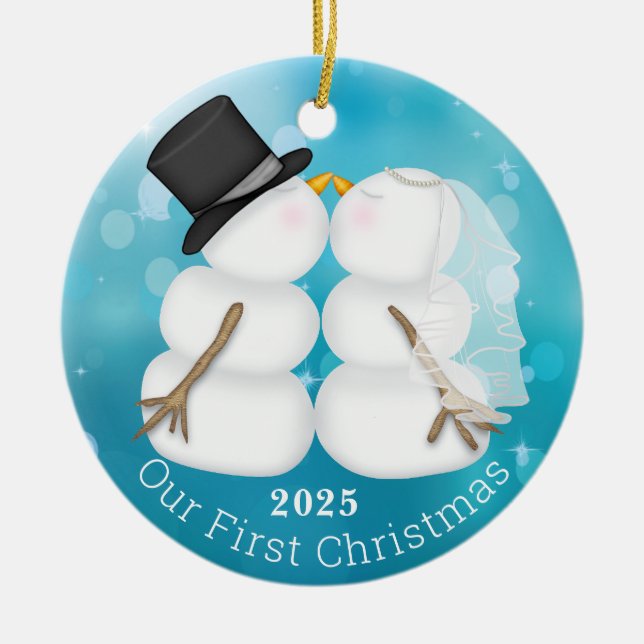 Unser erstes Weihnachts-Newyple-Snowman-Foto Keramik Ornament (Vorne)