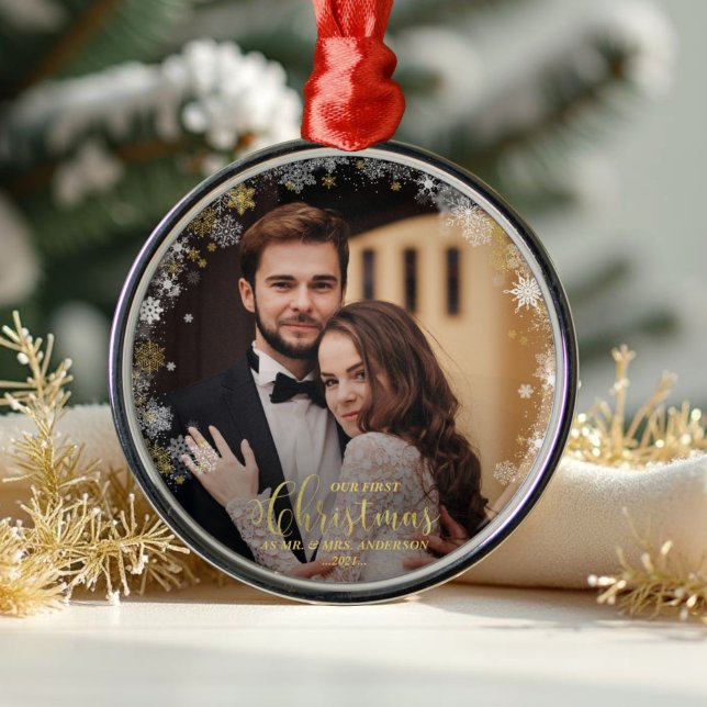 Unser erstes Weihnachtsfest - Mr. Gilded Couple Fo Ornament Aus Metall (Von Creator hochgeladen)