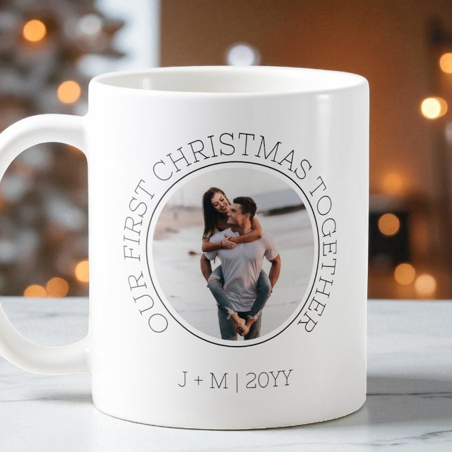 Unser erstes Weihnachtspaar 2 Foto Minimaler Urlau Kaffeetasse (Our First Christmas Couple 2 Photo Minimal Holiday Coffee Mug)