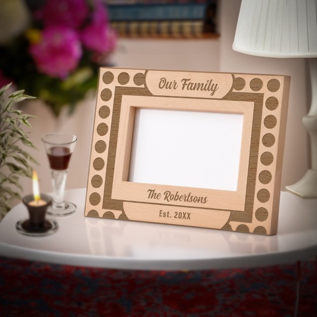Unser familienmoderner Circle Square Holzbild Geätzte Rahmen (Our Family Modern Circle Square Wooden Picture Etched Frames great for your home or give as a gift. )