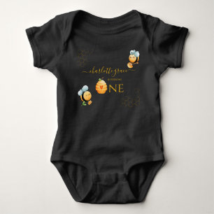 Unser kleiner Honig wird ein Biene Geburtstag Baby Strampler