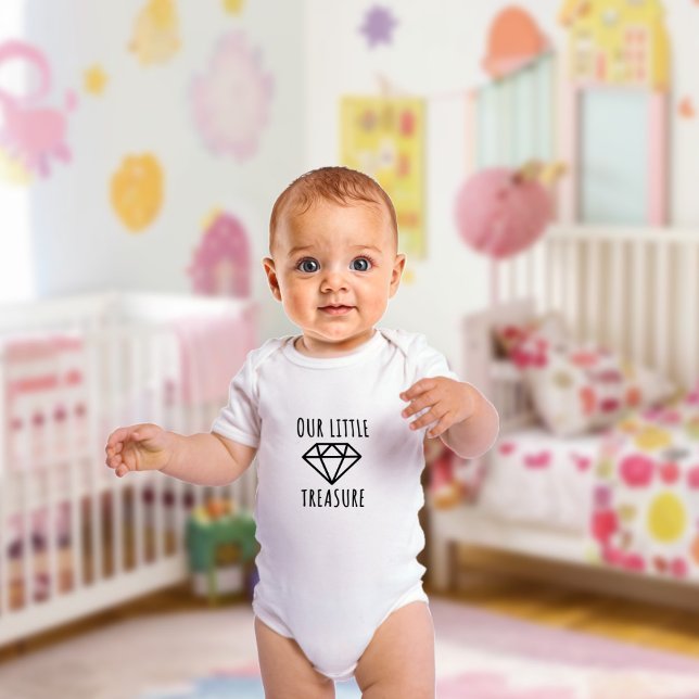 Unser kleiner Schatz. einfach Baby Strampler (Von Creator hochgeladen)