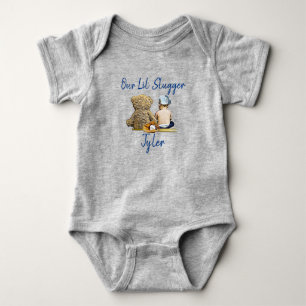 Unser kleiner Schläger personalisierter Babyjunge Baby Strampler