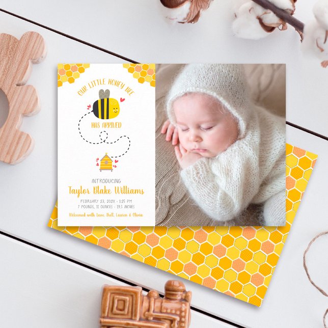 Unser kleines Honey Bee Niedlich Kawaii Baby Foto  Ankündigung (Von Creator hochgeladen)