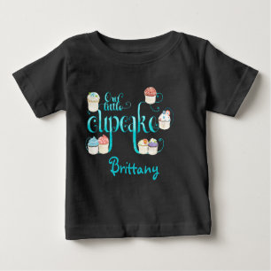 Unser "Lil Cupcake", Personalisierter Baby-Strampl Baby T-shirt