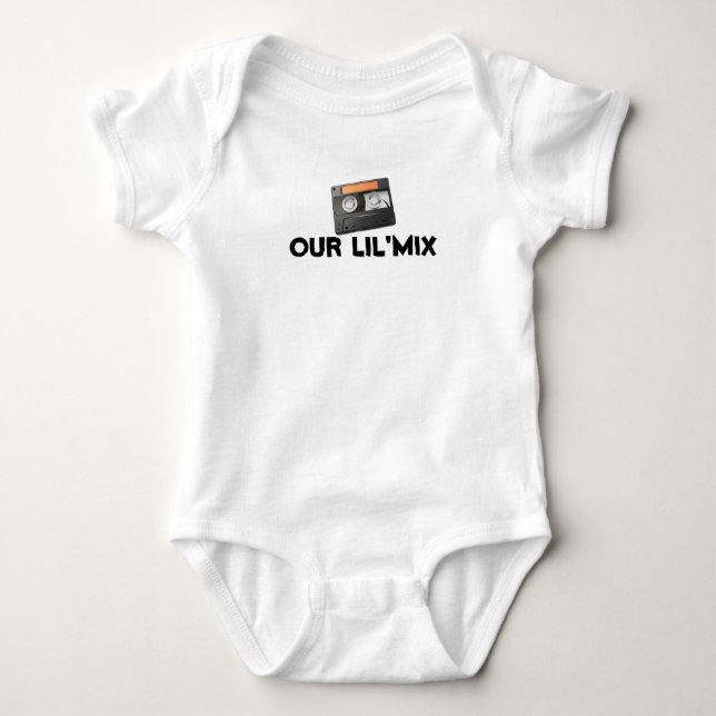 Unser Lil' Mix Baby Romper Strampler (Vorderseite)
