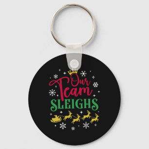 Unser Team räumt Weihnachten Familien-Pyjama Xmas- Schlüsselanhänger