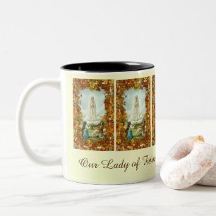Unsere Dame des hundertjährigen Fall-Herbstes Zweifarbige Tasse