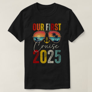 Unsere erste Kreuzfahrtfamilie 2025 - Matching Fam T-Shirt