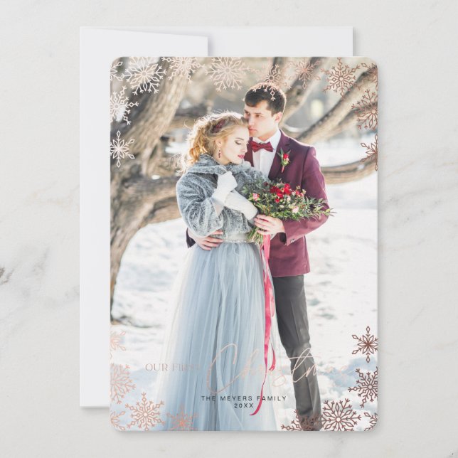 Unsere erste Weihnachts-Verheiratet-Foto-Urlaubska Einladung (Vorderseite)