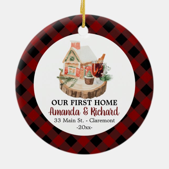 Unsere erste Zuhause Weihnachten rustikalen Flanel Keramik Ornament (Hinten)