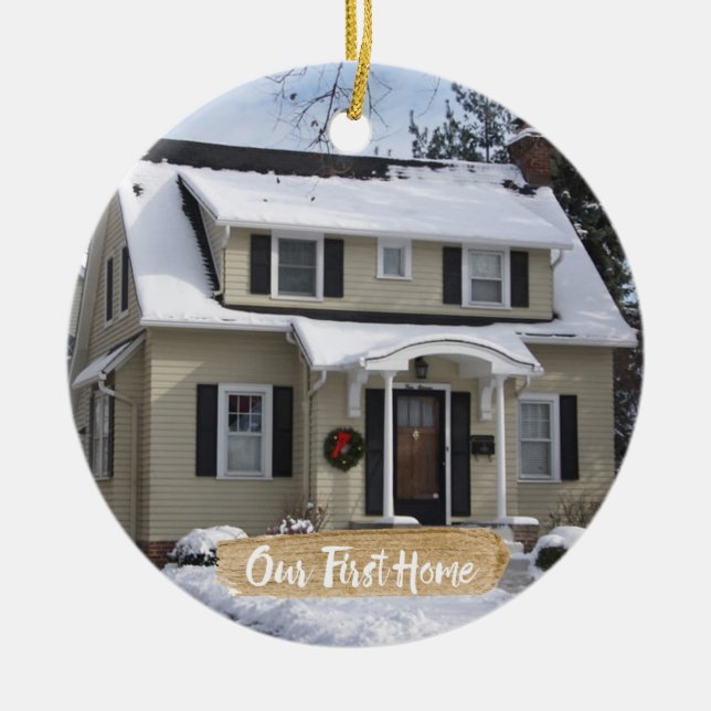 Unsere erste Zuhause-Weihnachtsverzierung Keramikornament (Vorne)