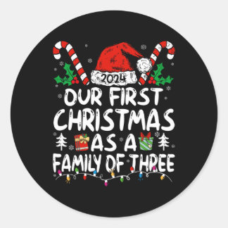 Unsere ersten Weihnachten als Familie von drei 202 Runder Aufkleber
