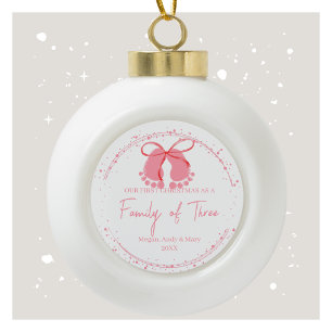 Unsere ersten Weihnachten als Familie von drei Orn Keramik Kugel-Ornament