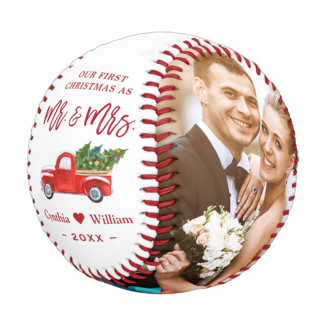 Unsere ersten Weihnachten als Mr. und Mrs. Newlywe Baseball (Schrägansicht)