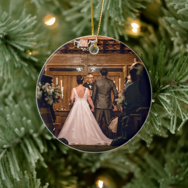 Unsere ersten Weihnachten Mr. und Mrs. frisch verm Keramik Ornament (Baum)