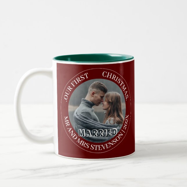 Unsere ersten Weihnachten Mr. und Mrs. frisch verm Zweifarbige Tasse (Links)