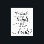 Unsere Hände sind voll, Sie sollten unsere Herzen  Leinwanddruck<br><div class="desc">Tauchen Sie Ihre Zuhause in die Wärme und Liebe der Familie ein mit der "Herzlichen Embrace - Full Hands, Fuller Hearts Canvas Print". Dieses bezaubernde Kunstwerk spiegelt das Wesen eines geschäftigen, aber fröhlich erfüllten Familienlebens wider, inspiriert von dem beliebten Zitat: "Sie denken, unsere Hände sind voll, Sie sollten unsere Herzen...</div>