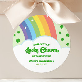 Unsere kleine glückliche Charm Rainbow Birthday Pa Runder Aufkleber