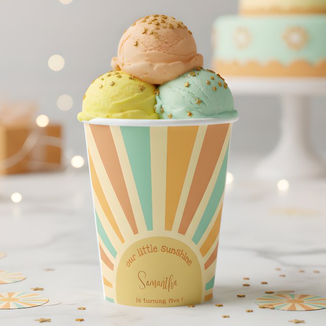 unsere kleine Sonne mit Sonnenstrahlen Geburtstag Pappbecher (Von Creator hochgeladen)