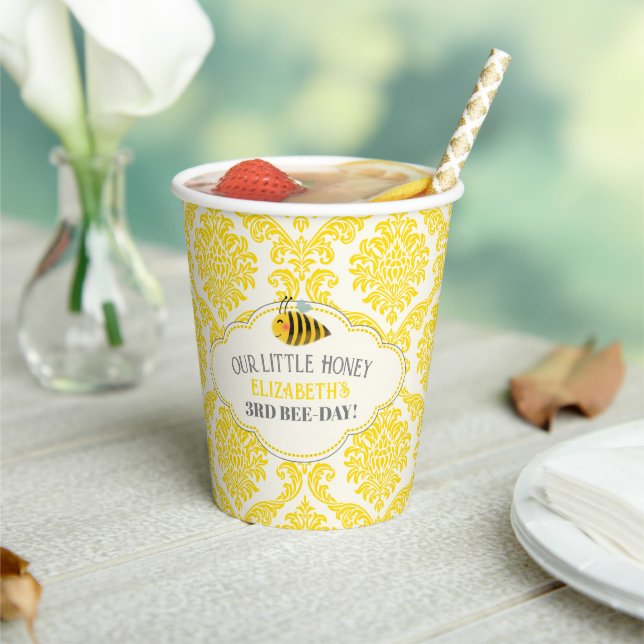 Unsere kleinen Honey Bee Birthday Paper Cups Pappbecher (In Situ)