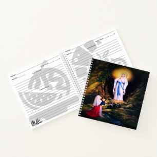 Unsere Lady von Lourdes mit dem Gebet Notizbuch