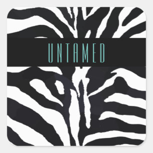 Untamed Typografie Zebra Print Quadratischer Aufkleber
