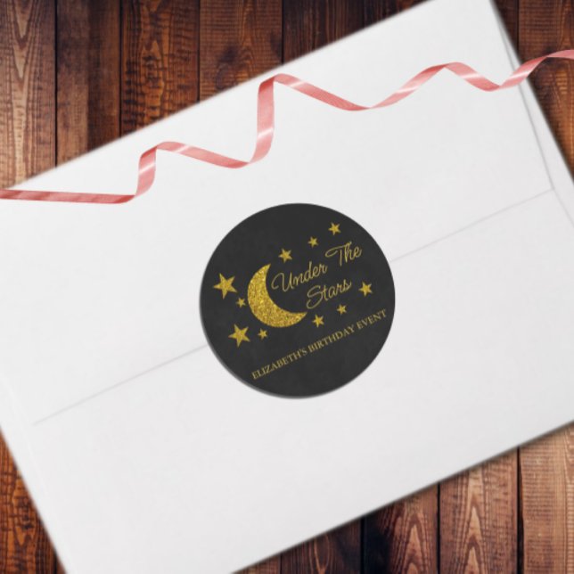 Unter den Sternen Geburtstag Runder Aufkleber (Von Creator hochgeladen)