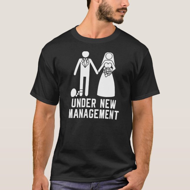 Unter der neuen Management-Bachelor-Party Hochzeit T-Shirt (Vorderseite)