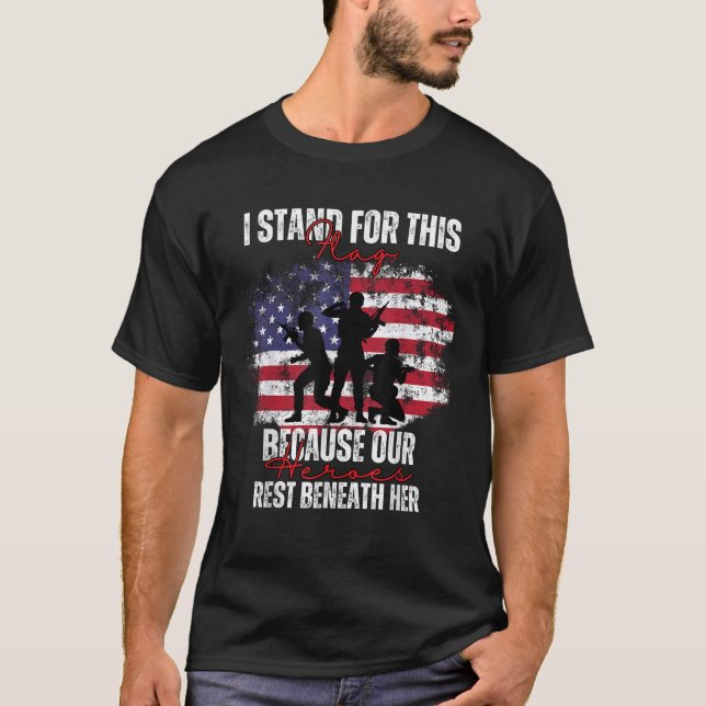 Unter ihr T-Shirt (Vorderseite)
