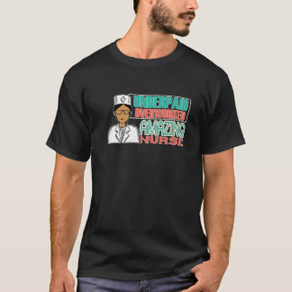 Unterbezahlte überarbeitete Phantastische Krankenv T-Shirt