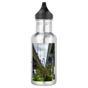 Unterhalb von Arthur Ravenel Wasserflasche