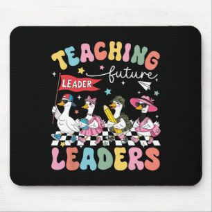 Unterricht zukünftiger Führungskräfte Gänselehrer Mousepad