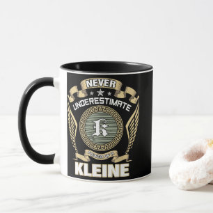 UNTERSCHÄTZE NIE DIE MACHT EINES KLEINE TASSE