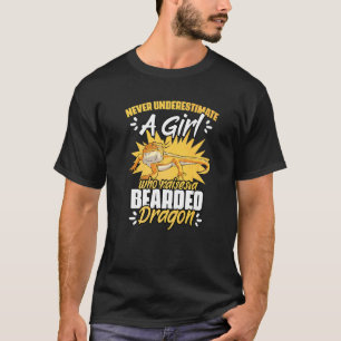 Unterschätze niemals ein Mädchen mit Bartagame T-Shirt