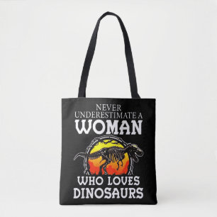 Unterschätze niemals eine Frau, die Dinosaurier li