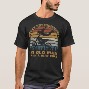 Unterschätze niemals einen alten Mann mit einem lu T-Shirt