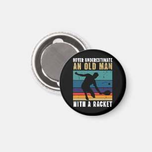 Unterschätze niemals einen alten Mann mit einem Pi Magnet