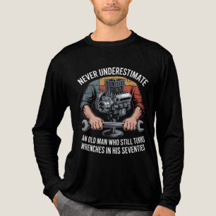 Unterschätze niemals einen Mann, der noch Schraube Tri-Blend Shirt
