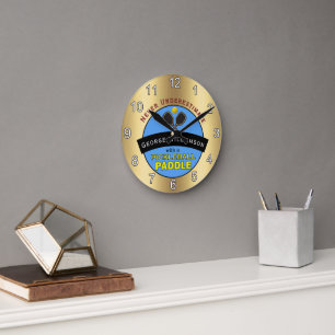 Unterschätze niemals name mit einem Pickleball-Sch Runde Wanduhr
