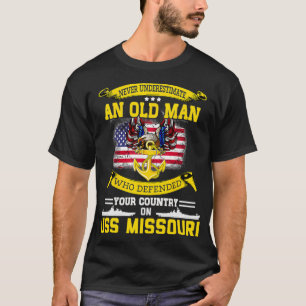 Unterschätzen Sie die USS Missouri BB63 Battleship T-Shirt