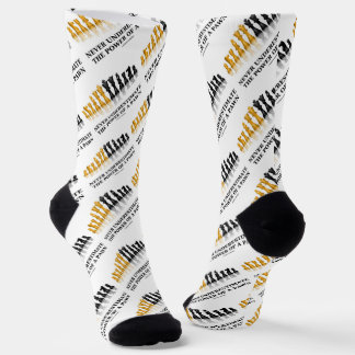 Unterschätzen Sie nie den Power eines gepflasterte Socken