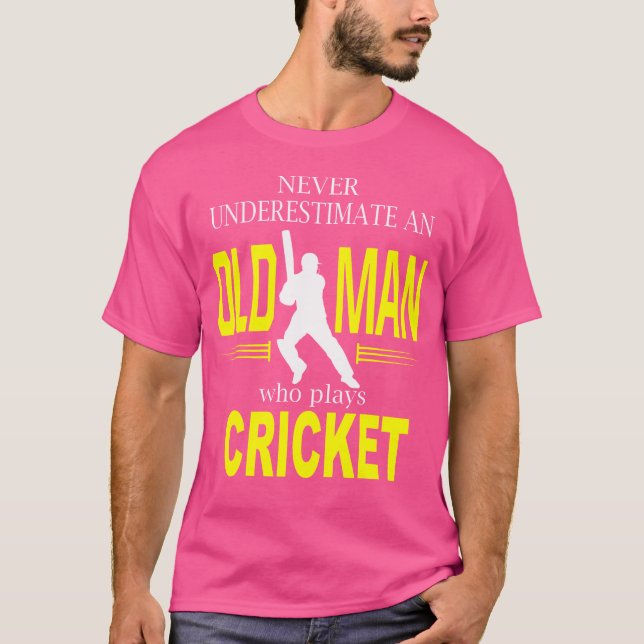 Unterschätzen Sie nie einen alten Mann, der Cricke T-Shirt (Vorderseite)