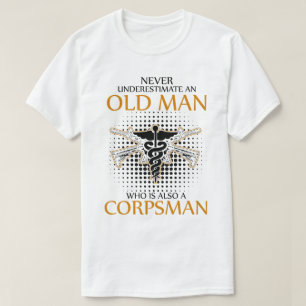 Unterschätzen Sie nie einen Korpusen T-Shirt