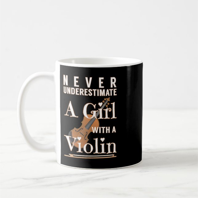Unterschätzen Sie niemals ein Mädchen mit einem Ge Kaffeetasse (Links)