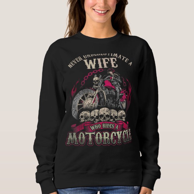 Unterschätzen Sie niemals eine Ehefrau, die ein Mo Sweatshirt (Vorderseite)