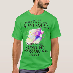 Unterschätzen Sie niemals eine Frau, die Lieben la T-Shirt